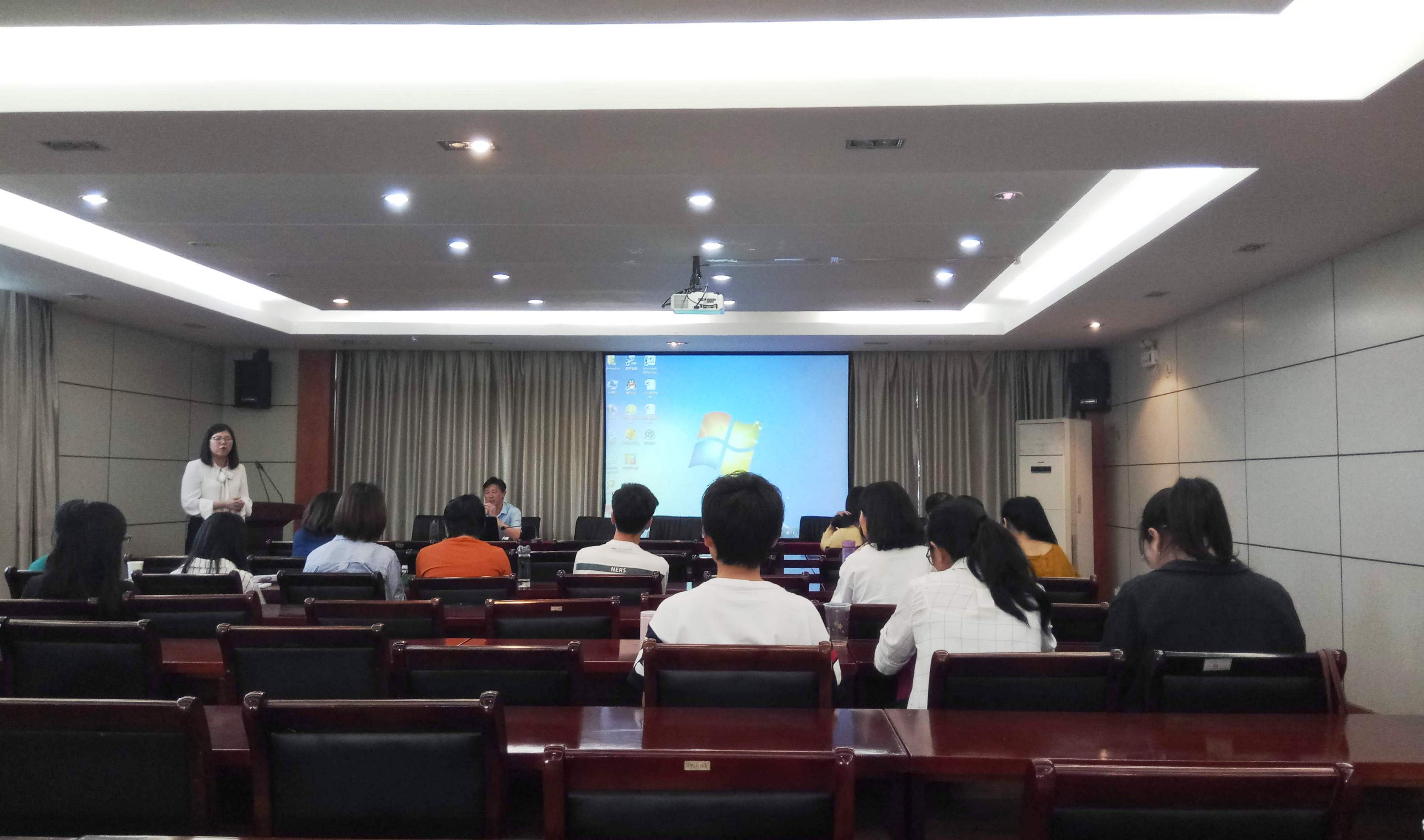 安徽师范大学外国语学院张德让教授来beat365官网做学术讲座