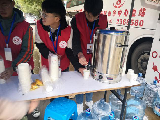 beat365官网联合马鞍山市中心血站发起无偿献血活动