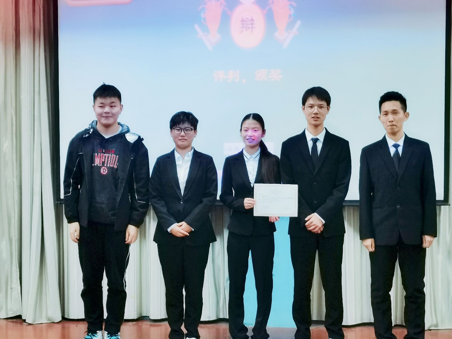 <strong>2020beat365正版唯一入口必一土木工程学院逐鹿杯辩论赛总决赛 顺利举行</strong>