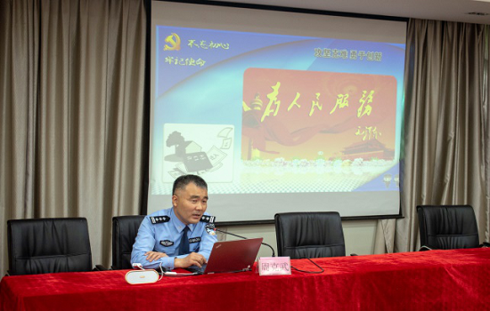 【学党史 跟党走】beat365官网举行“党史学习教育——劳模进校园宣讲”活动