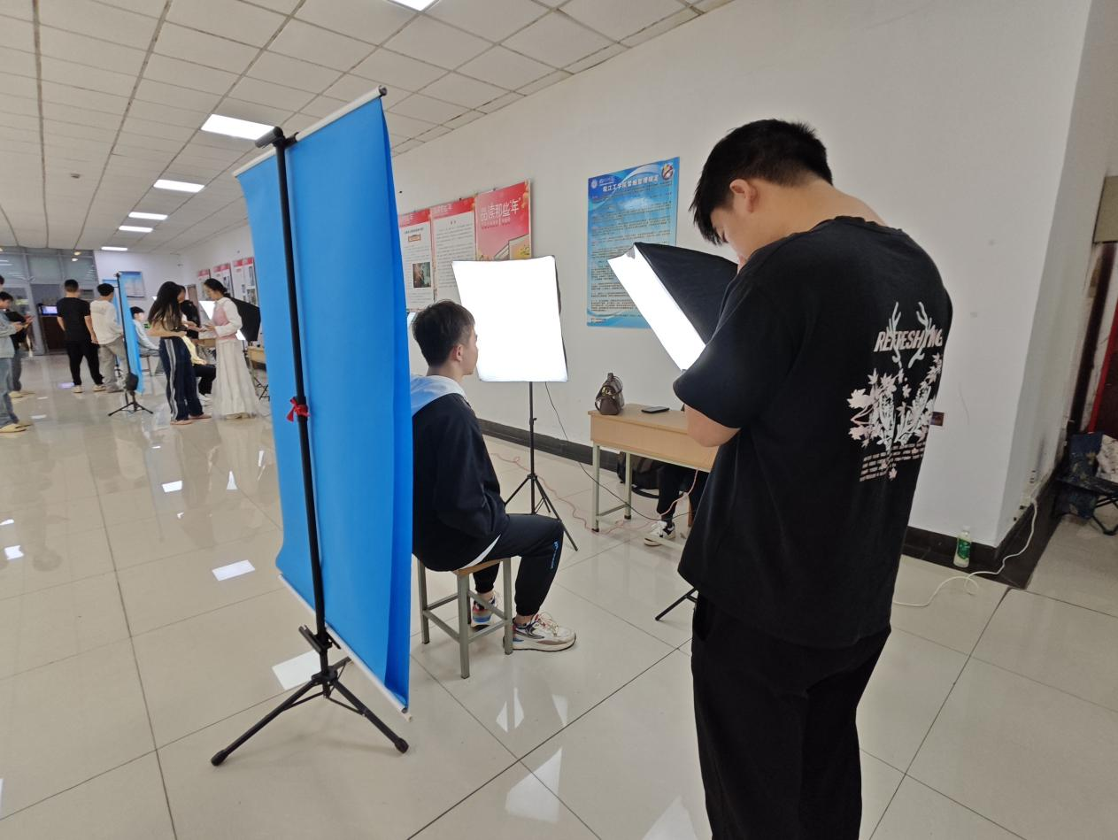 beat365正版唯一入口必一2025届毕业生图像信息采集工作圆满完成