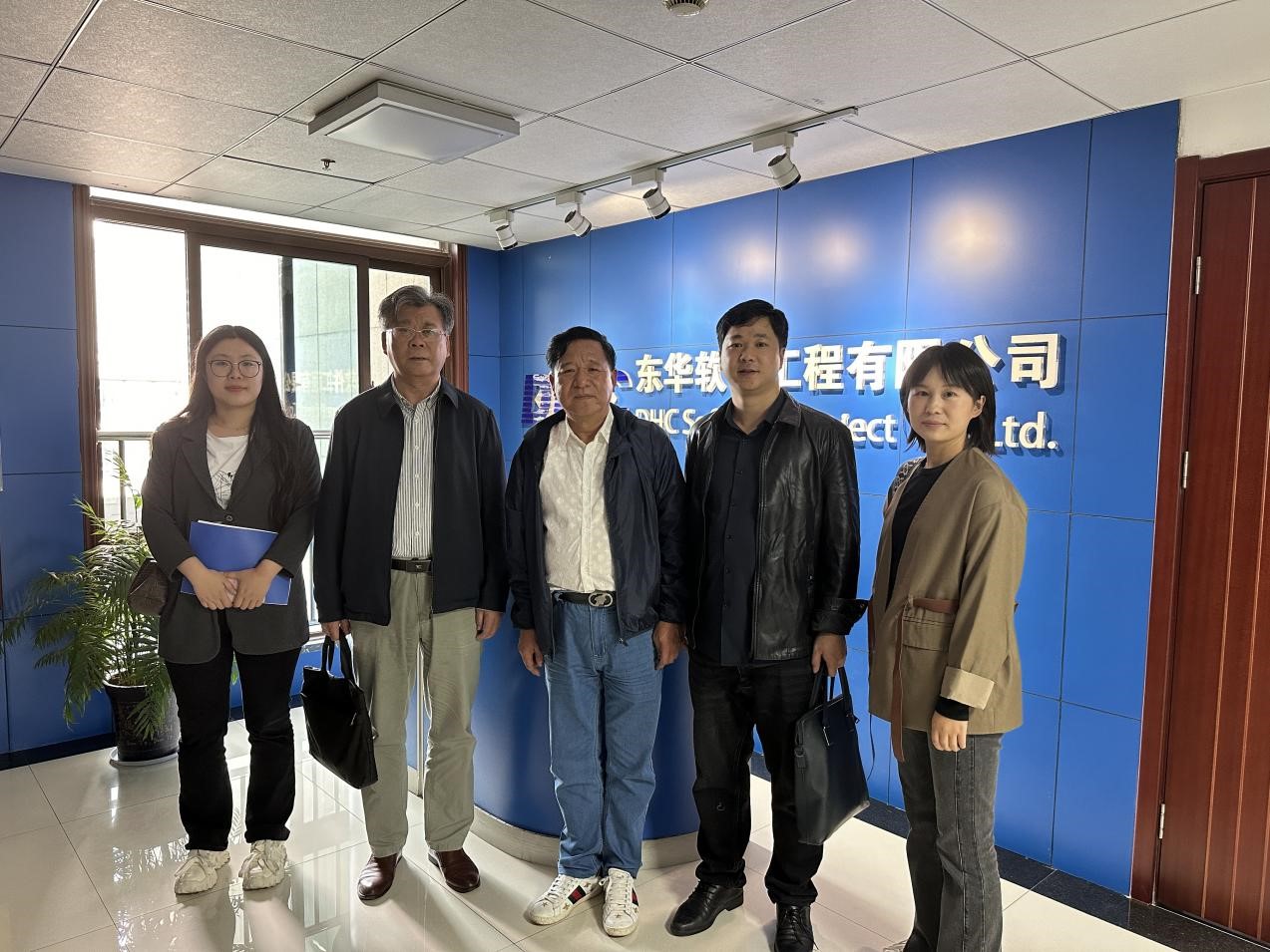 深化校企合作，拓宽就业渠道——计算机与人工智能学院开展访企拓岗活动