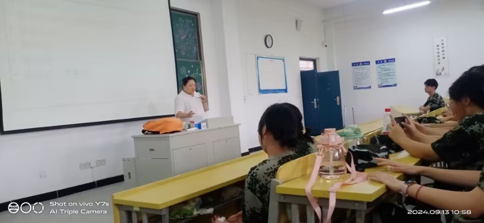 24级财务管理专业成功开展新生专业教育活动