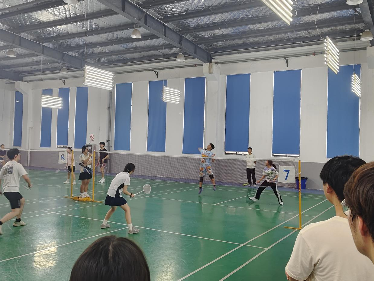 羽动青春，“羽”你同行                 ——“羽动未来 电信杯”羽毛球团体赛圆满落幕