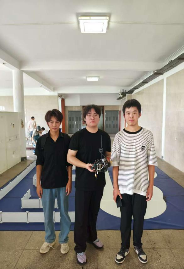 嵌入芯片学技术 竞赛实践出佳绩——beat365正版唯一入口必一电信工程学院在第八届全国大学生嵌入式芯片与系统设计竞赛中荣获佳绩